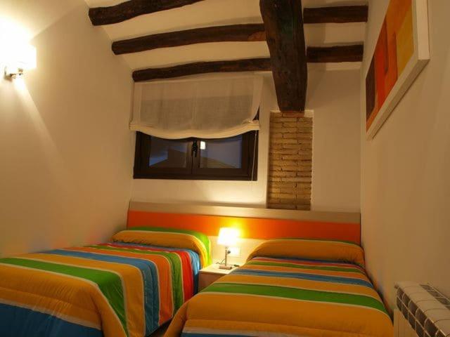 Apartamentos Berdiel Casbas de Huesca Exterior photo